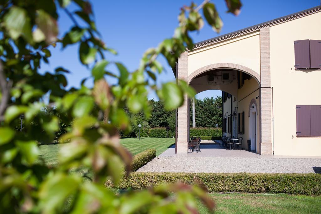Gasthaus Agriturismo Il Mondo Parma Exterior foto